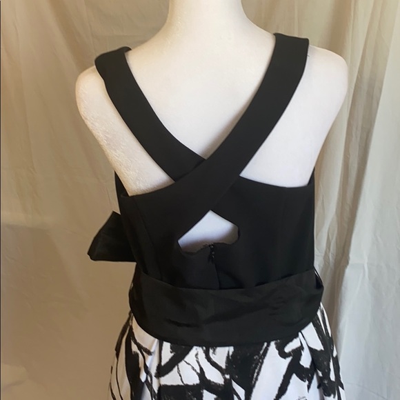 WHBM halter black and white print midi dress - Picture 7 of 9